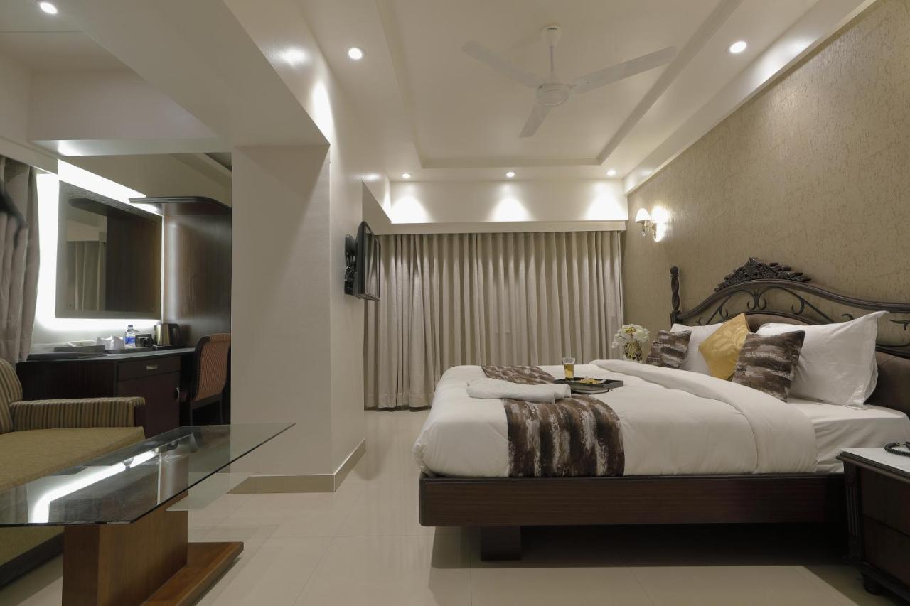 Hotel Ariana Residency Mumbai Exterior foto