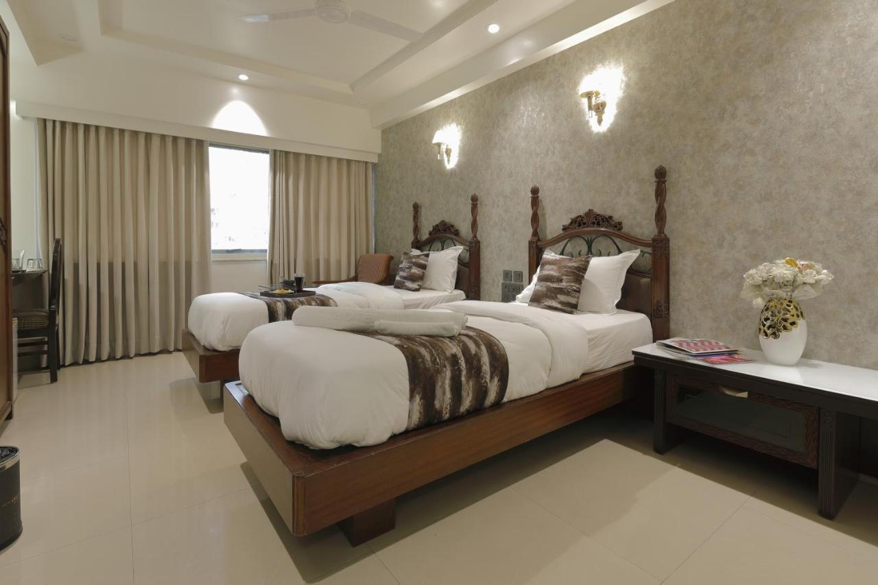 Hotel Ariana Residency Mumbai Exterior foto